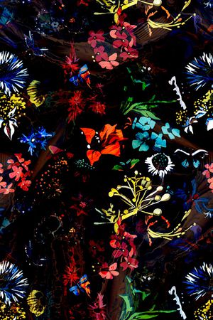 渐变花卉印花华亿平台图片