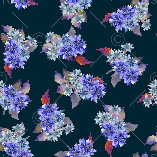 黑底花卉印花华亿平台图片