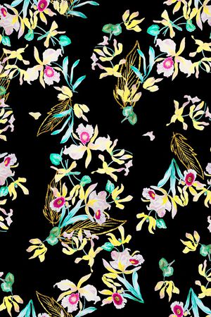 黑底花卉印花华亿平台图片