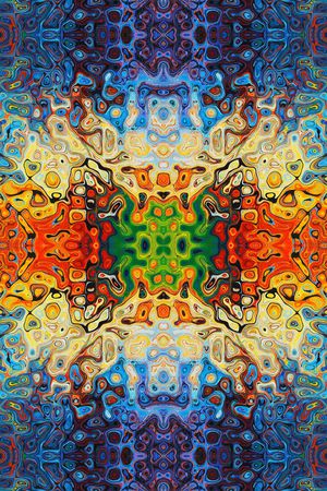 年轻女性印花华亿平台图片