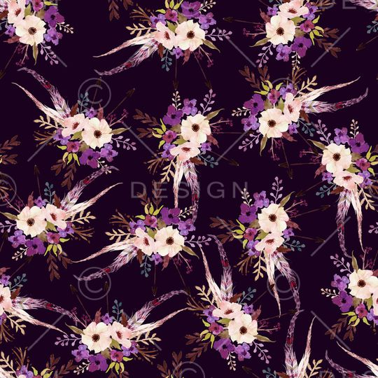 黑底花卉印花华亿平台图片