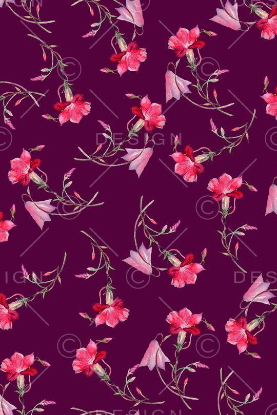 黑底花卉印花华亿平台图片