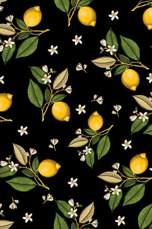 女装印花华亿平台图片