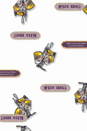 条纹印花华亿平台图片