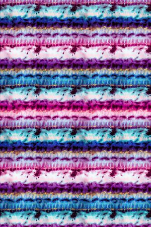 条纹印花华亿平台图片