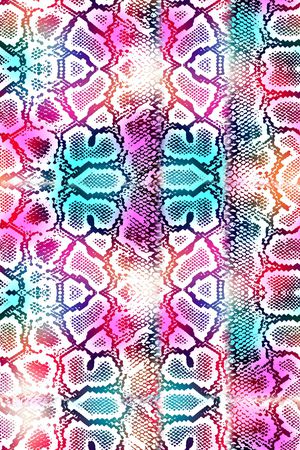 蛇印花华亿平台图片