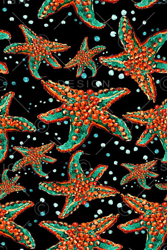 女装印花华亿平台图片