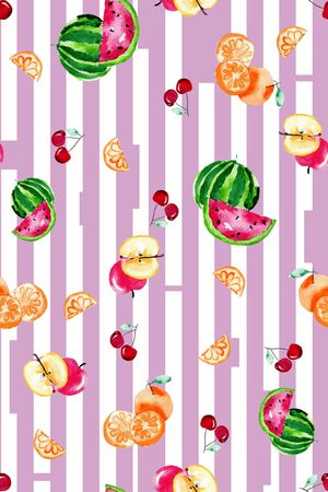 年轻女性印花华亿平台图片