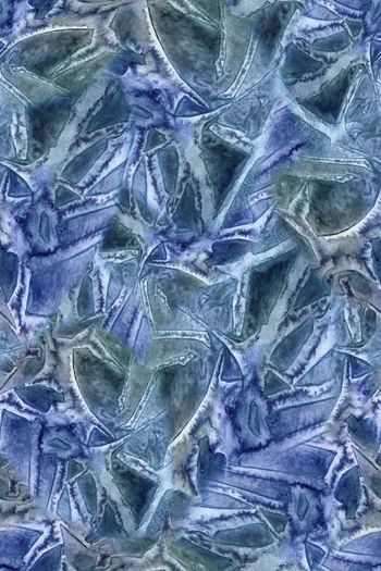 男装印花华亿平台图片