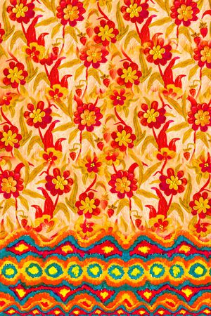 复古印花华亿平台图片