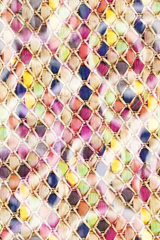 女装印花华亿平台图片