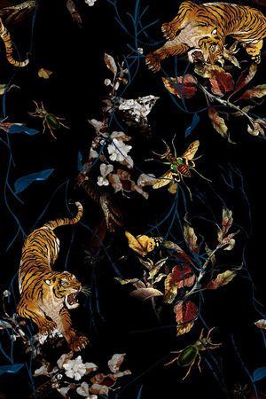 潮牌印花华亿平台图片