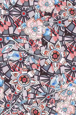 几何印花华亿平台图片