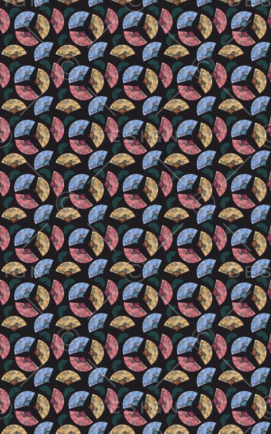 女装印花华亿平台图片