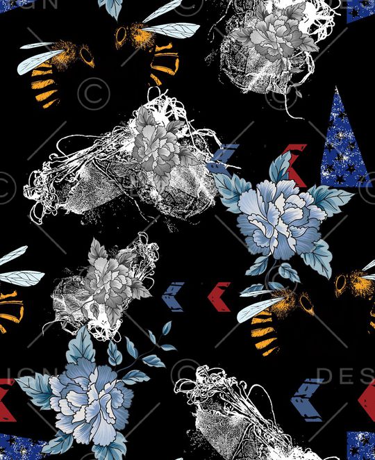 潮牌印花华亿平台图片
