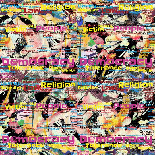 字母印花华亿平台图片