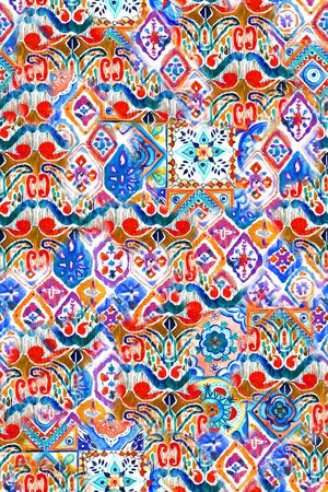 几何印花华亿平台图片