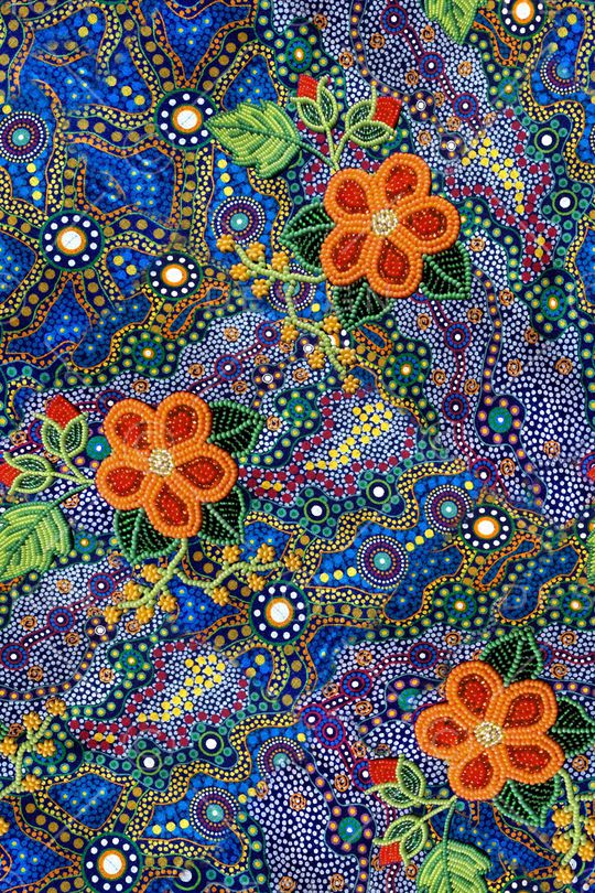 几何印花华亿平台图片