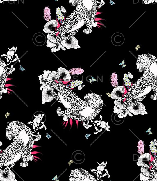 潮牌印花华亿平台图片