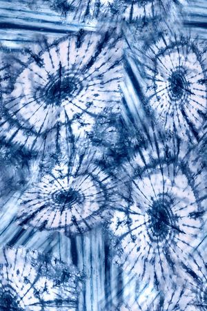 线条画印花华亿平台图片