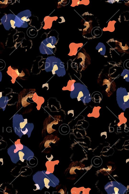 男装印花华亿平台图片