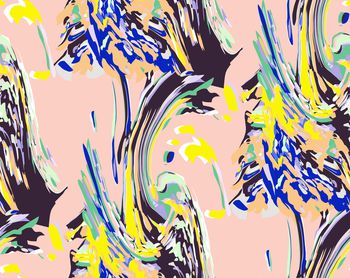 女装印花华亿平台图片