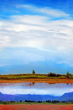 蓝天白云印花华亿平台图片