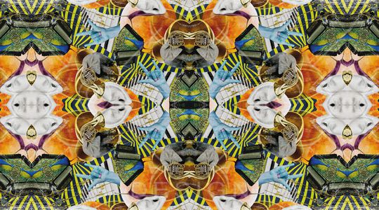 女装印花华亿平台图片