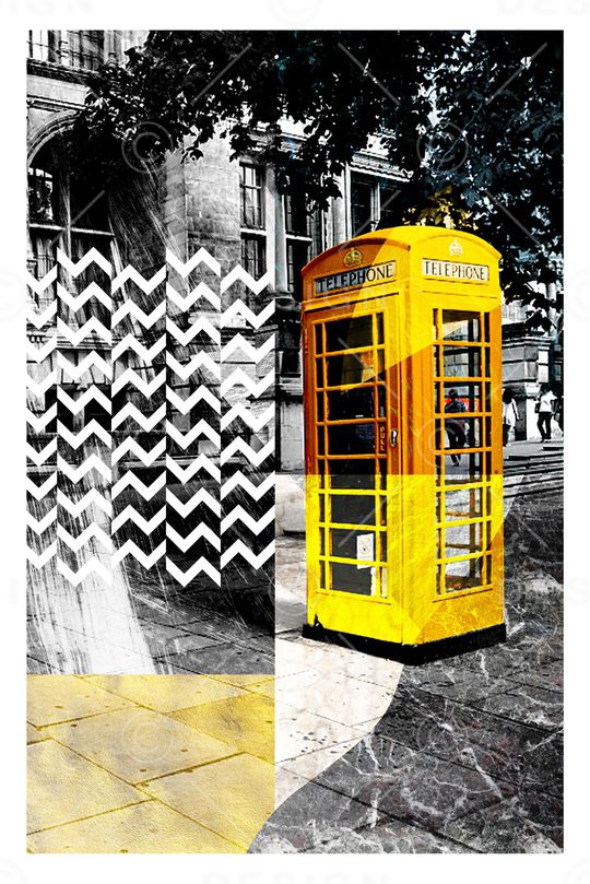 年轻女性印花华亿平台图片