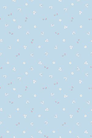 年轻女性印花华亿平台图片