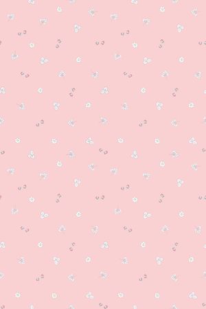 年轻女性印花华亿平台图片