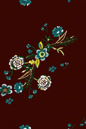 黑底花卉印花华亿平台图片