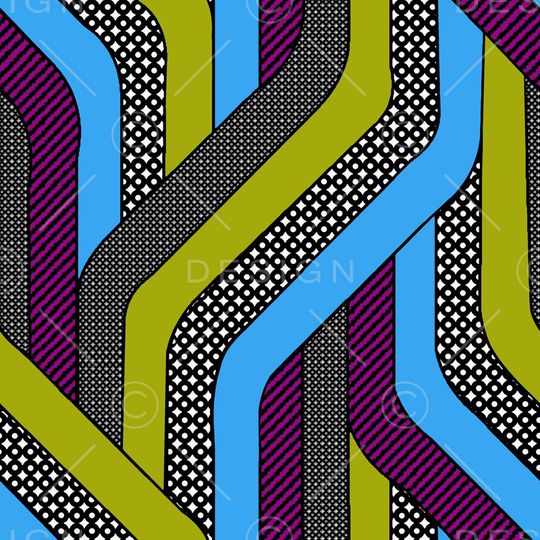 黑底花卉印花华亿平台图片