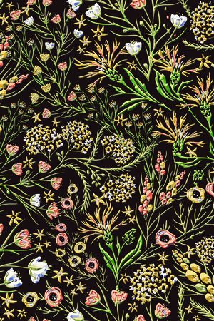 肌理印花华亿平台图片