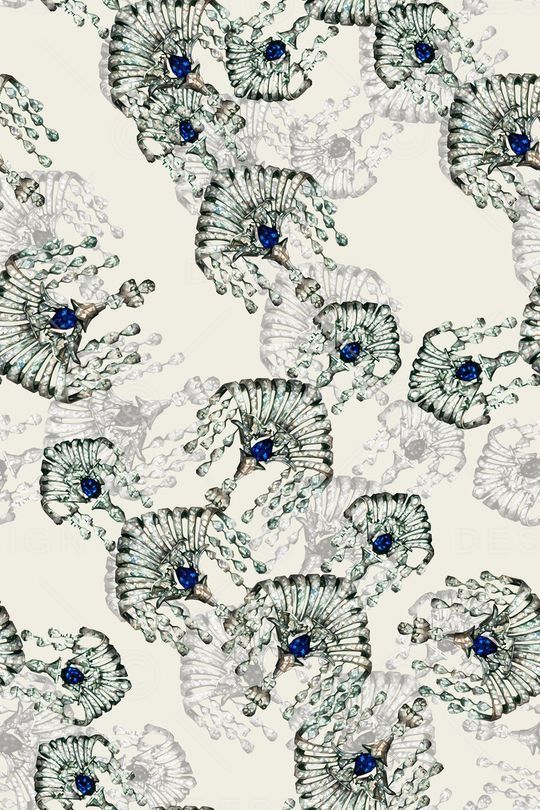 女装印花华亿平台图片