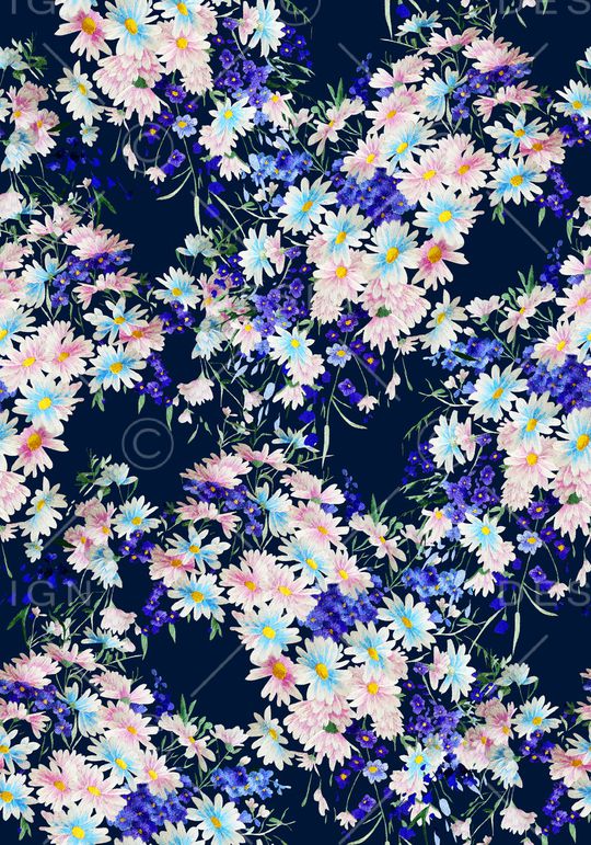 黑底花卉印花华亿平台图片