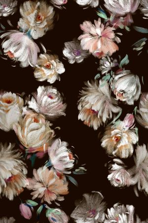 黑底花卉印花华亿平台图片