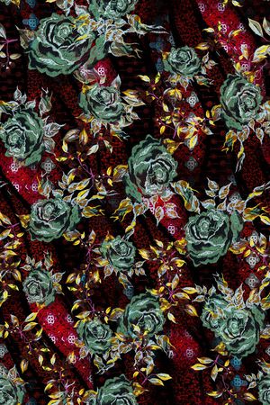 黑底花卉印花华亿平台图片