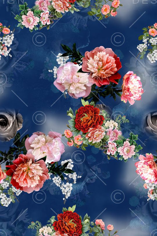 连衣裙印花华亿平台图片