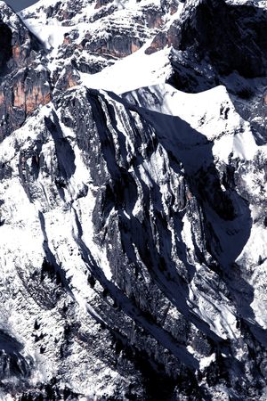 羽绒服印花华亿平台图片