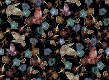 1281814-191210敦煌碎花黑