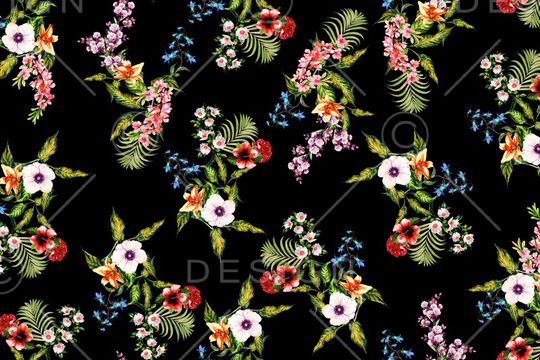 黑底花卉印花华亿平台图片