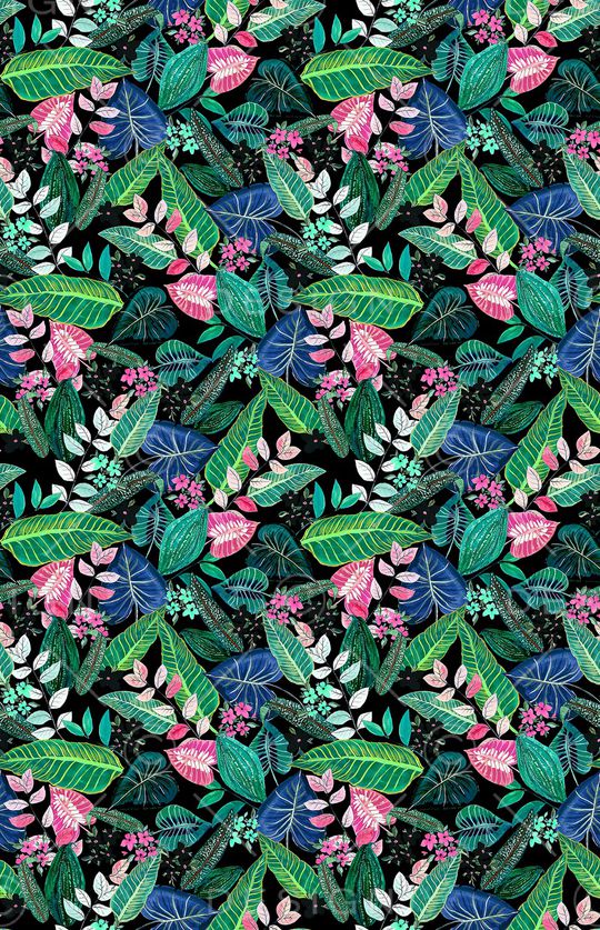 黑底花卉印花华亿平台图片