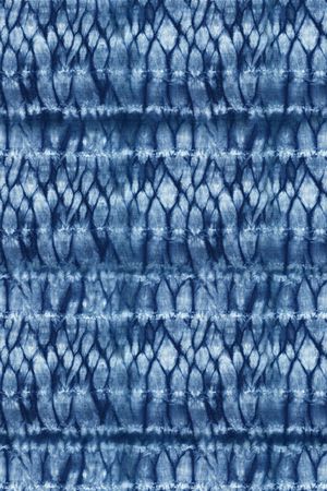 大牌风印花华亿平台图片