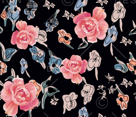 潮牌印花华亿平台图片