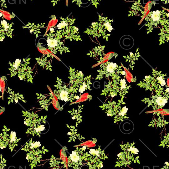 黑底花卉印花华亿平台图片