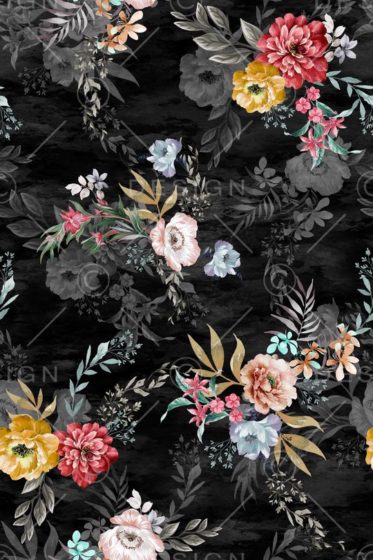 黑底花卉印花华亿平台图片