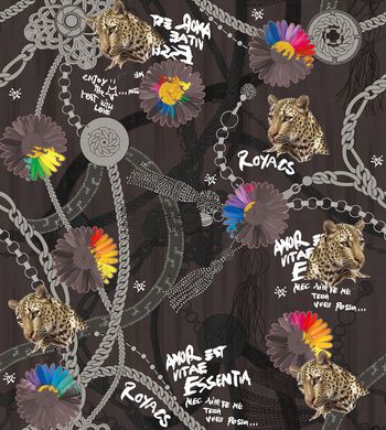 黑底花卉印花华亿平台图片