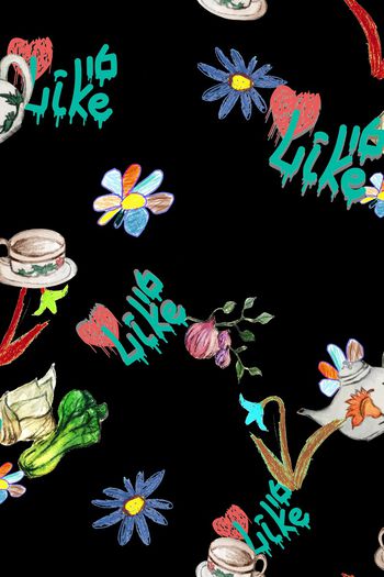 清爽底花卉印花华亿平台图片