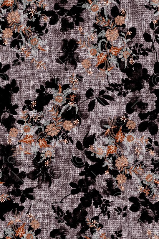 黑底花卉印花华亿平台图片